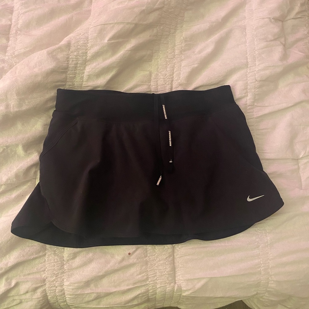 Nike active skort size S